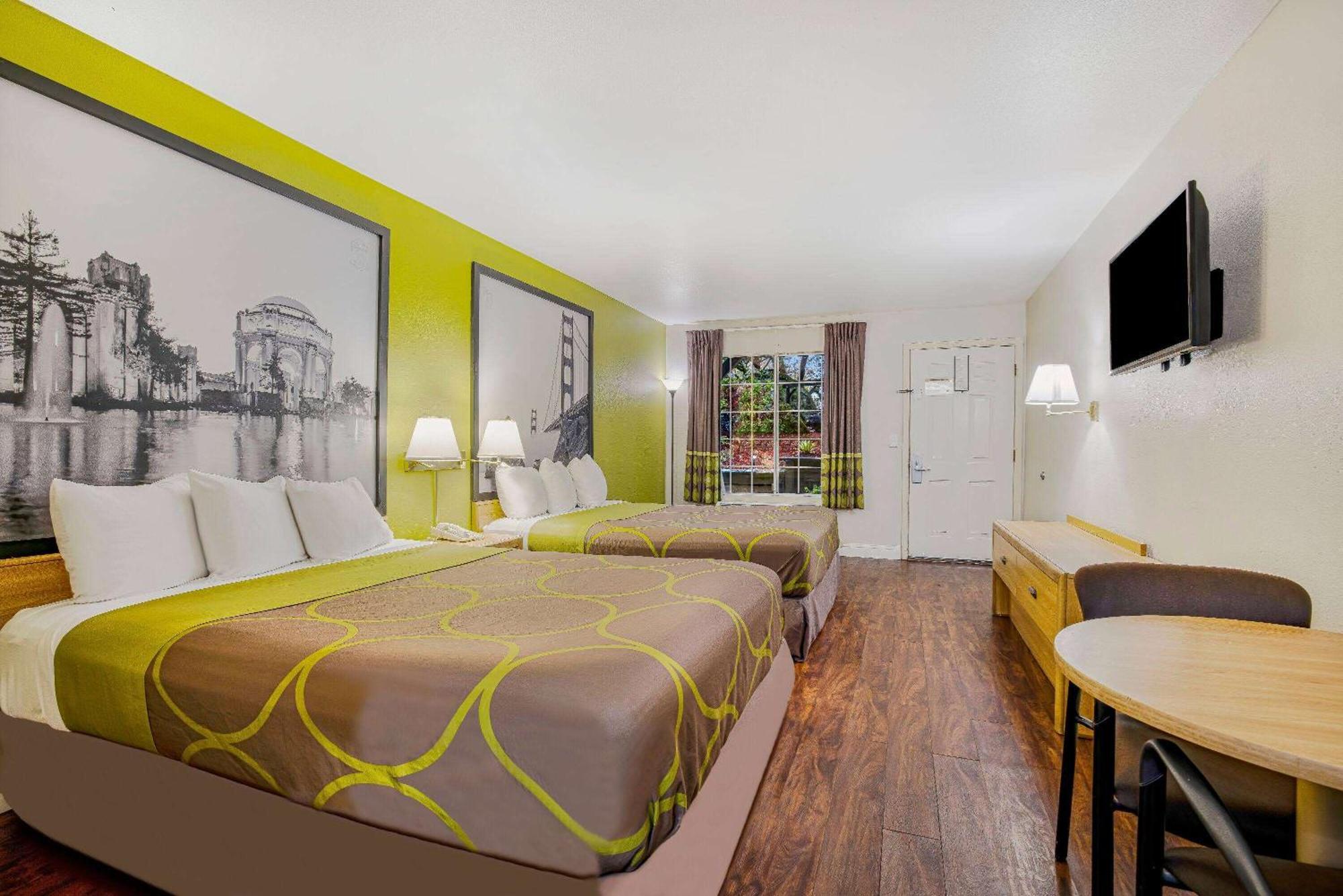 Super 8 By Wyndham Auburn Hotel Luaran gambar