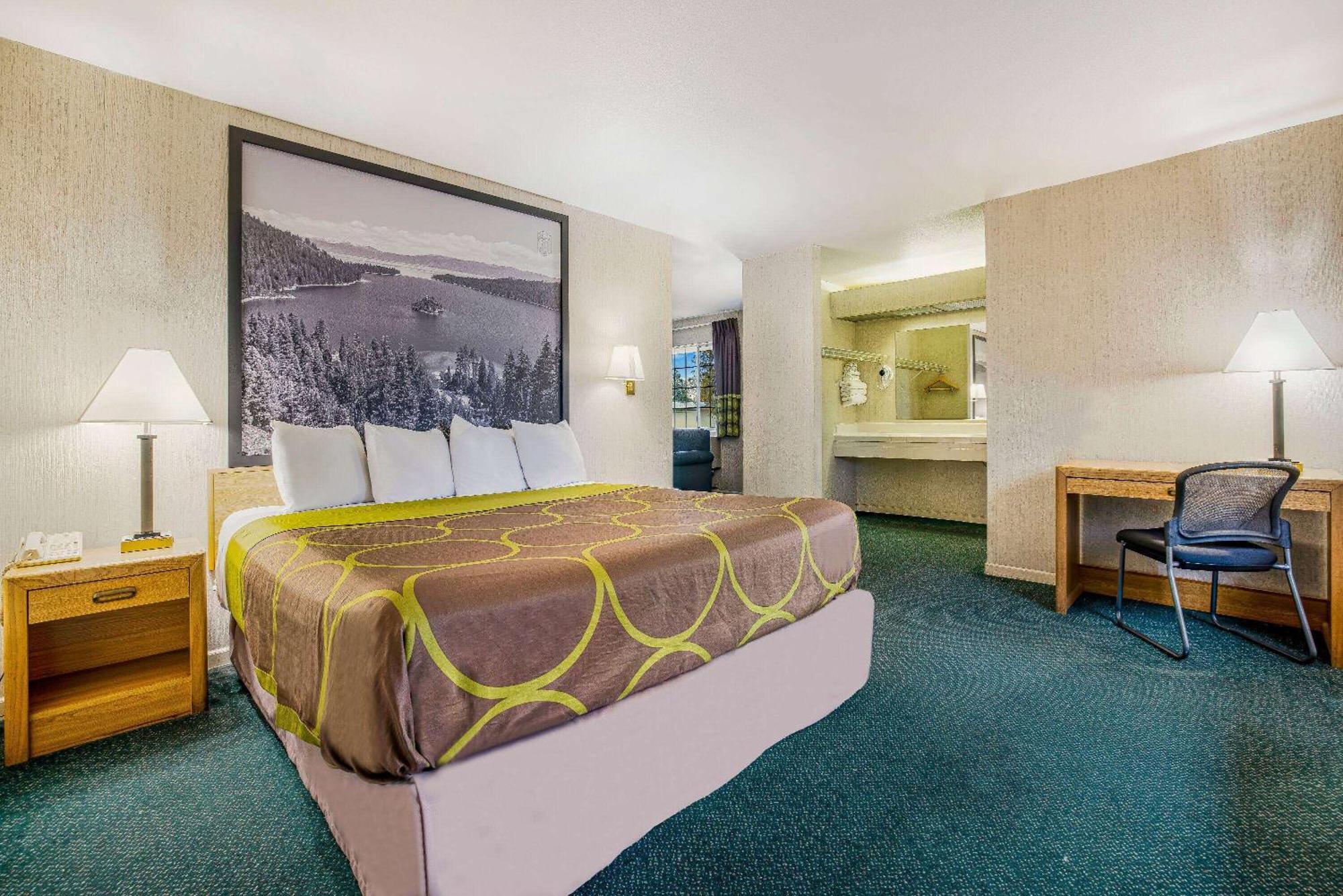 Super 8 By Wyndham Auburn Hotel Luaran gambar